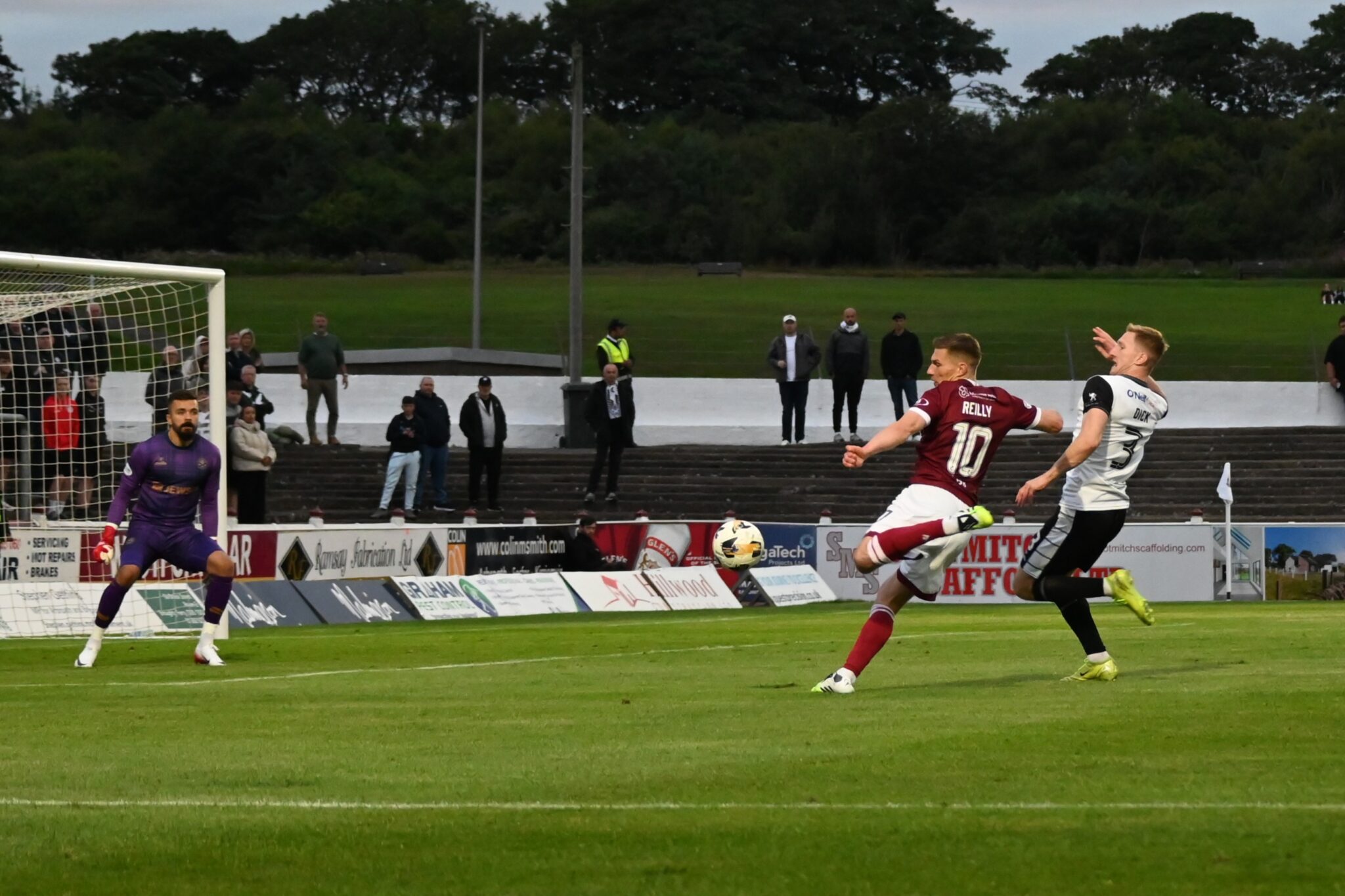 ARBROATH FC 1 - AYR UNITED 1, William Hill Championship. Friday 1st ...